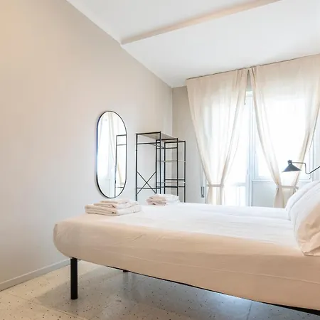 Amendola 17 Apartment *