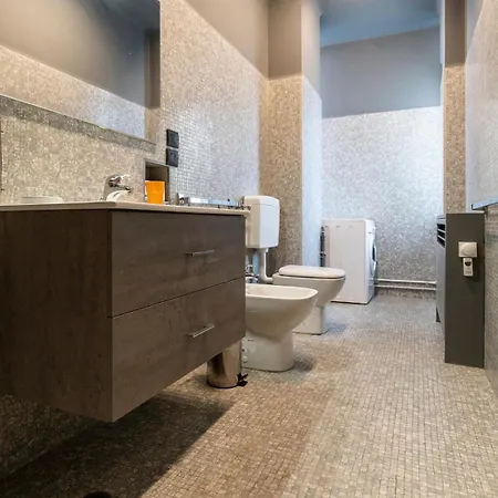 Apartment Amendola 17 *