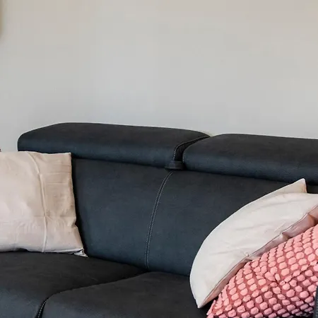 Amendola 17 Apartment