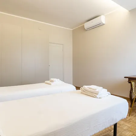 Amendola 17 * Болонья