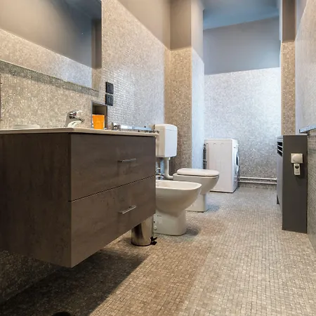 Amendola 17 Apartment *